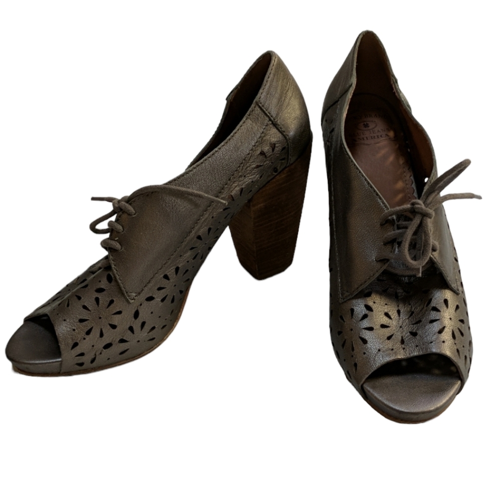 Lucky Brand, women's peep toe tied, cut out heels. Size 9.5